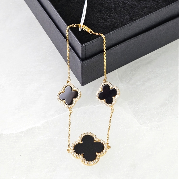 Rachel Zoe Three Clover Bracelet in Onyx and Gold Plated Sterling Silver NWT - Picture 1 of 7